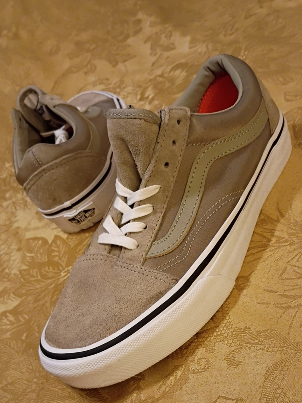 VANS  Old Skool Suede & Canvas  Gray Sneakers Women's 6.0 Men's 4.5